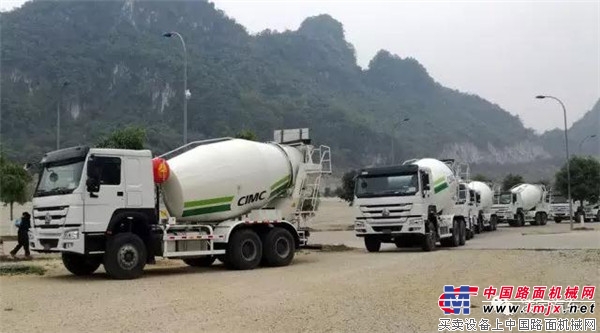 凌宇刮起海外風(fēng)，20臺攪拌車“涌向”東南亞